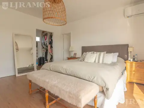 Casa en venta al Agua Barrio Marinas  - Puertos/ Escobar