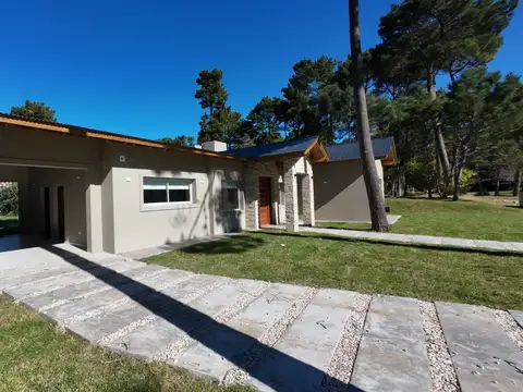 Casa en Venta en Pinamar, USD 290.000