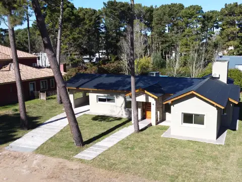 Casa en Venta en Pinamar, USD 290.000
