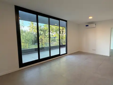 Manzoni, Villa Rosa, Pilar 100