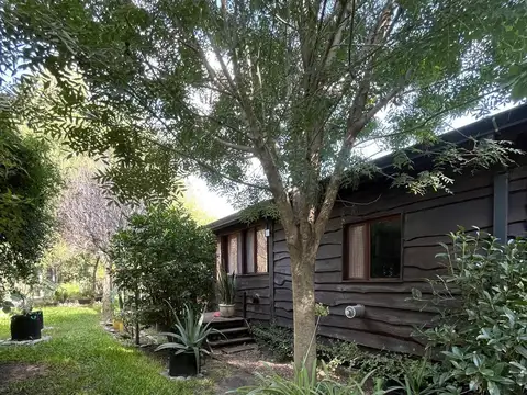 Casa en Alquiler con 1 cochera