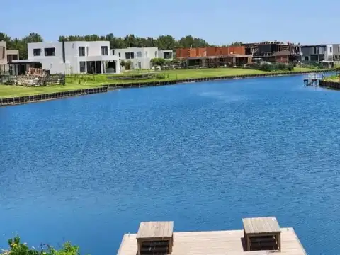 Casa en Venta en Nordelta Carpinchos, USD 800.000