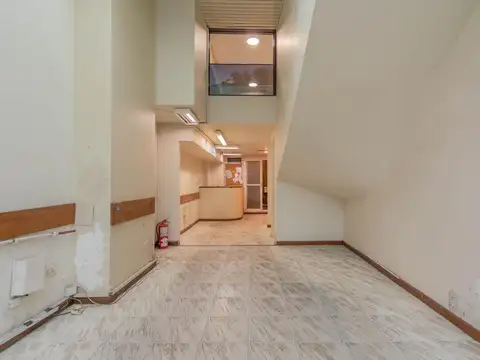 Local en Venta 50 años