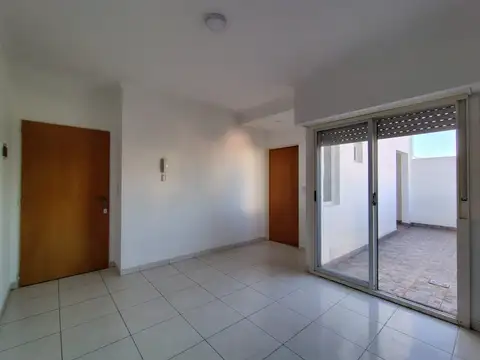 EXCELENTE ESTADO – MUY LUMINOSO - BAJAS EXPENSAS