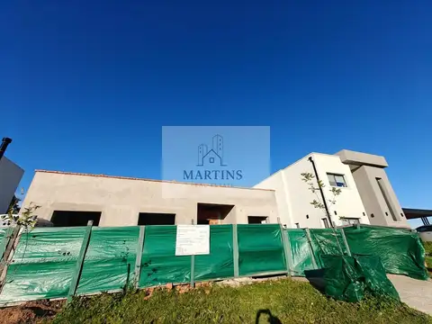 Casa en Venta en Pilar Del Este - Santa Elisa, USD 185.000