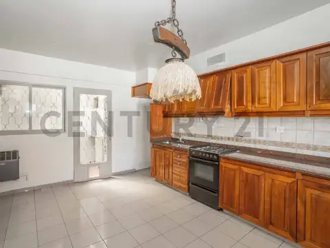 Departamento 5 ambientes con 3 baños