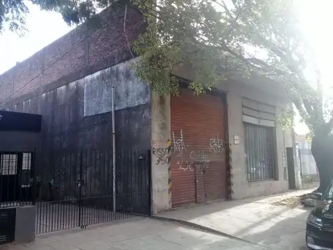 Galpon en Alquiler en Villa Santos Tesei, $ 2.500.000