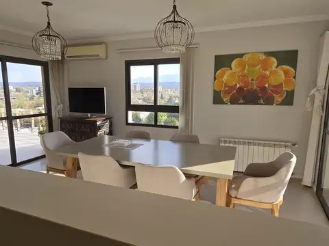 Departamento en Venta de 5 dormitorios