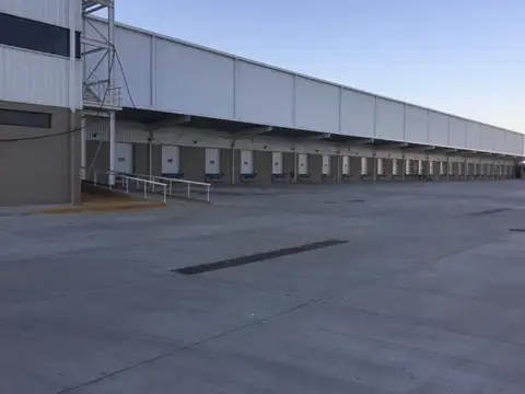 Galpon en Alquiler en Avellaneda, USD 62.000