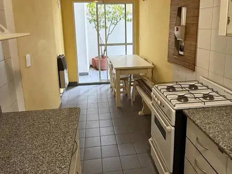 Báez y Avenida Indalecio Chenaut al 400