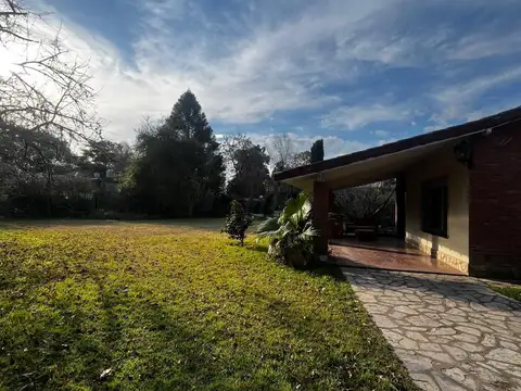 Casa 3 ambientes con 2 baños