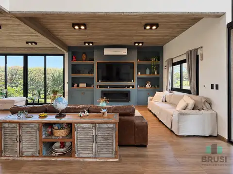 Casa en Venta al Este