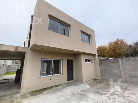 Casa en venta a terminar/ 3 dormitorios/ Posible APTO Banco/  Juan Maria Gutierrez/ Berazategui