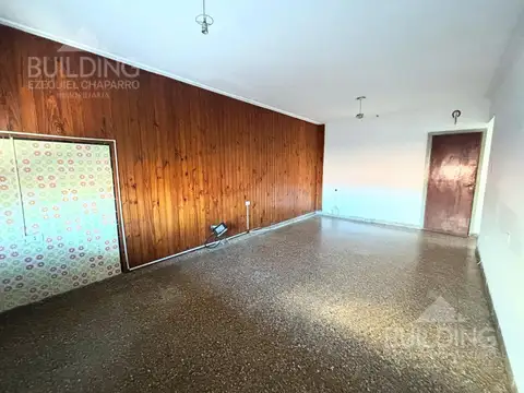 PH a refaccionar de dos dormitorios en venta