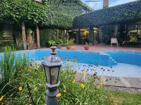 CASA QUINTA  Multi-familiar