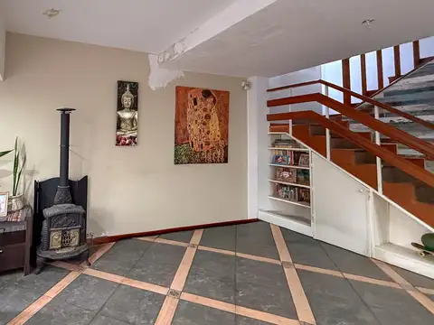 Depto Tipo Casa en Venta de 4 ambientes