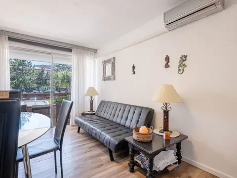 Avenida Franklin Delano Roosevelt 100