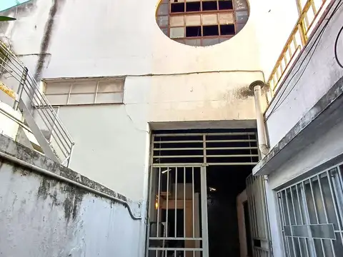 Depto Tipo Casa Monoambiente con 2 baños