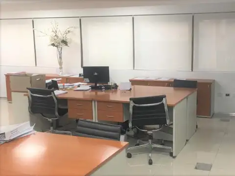 Oficina en Venta 40 años