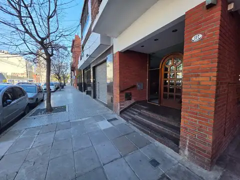 ALQUILER DPTO. 4 AMB EN ALMAGRO - BALCON CORRIDO