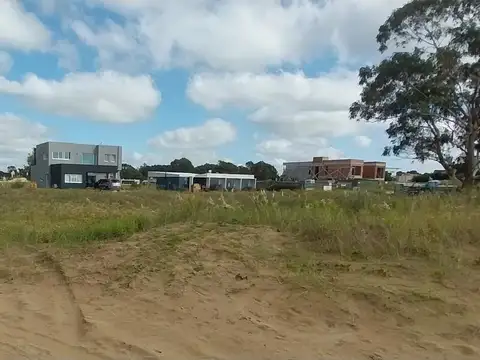 Terreno en Venta 22  mts Fondo