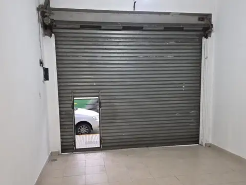 AV JUAN D PERON 3700