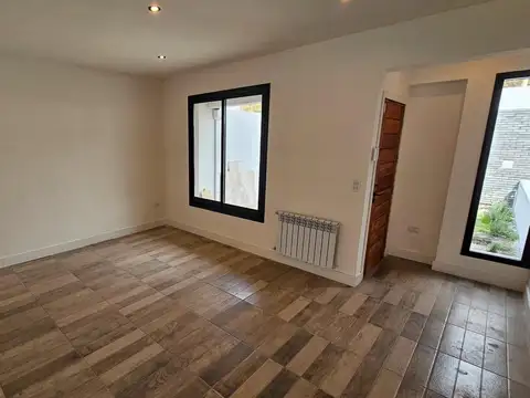 Depto Tipo Casa en Venta de 2 dormitorios