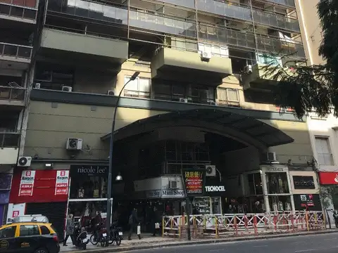 MONOAMBIENTE CON BALCON