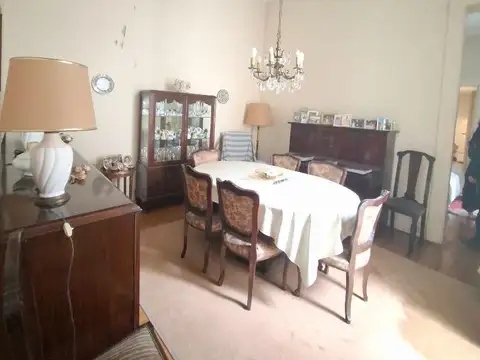 venta. Casa. 7 ambientes. A reciclar. Lavalle 3500. Almagro.