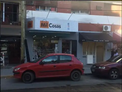 Local  en Venta ubicado en Lanús Este, Zona Sur