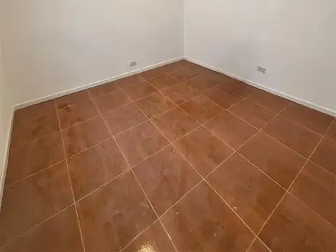 Local en Alquiler en Villa del Parque, $ 900.000