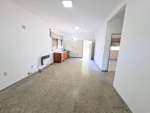 Casa en Venta en Bernal, USD 85.000