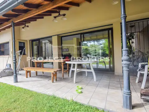 Casa en Venta de 5 dormitorios