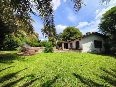 CASA EN VENTA SANTA AMELIA 3 AMBIENTES GRAN LOTE