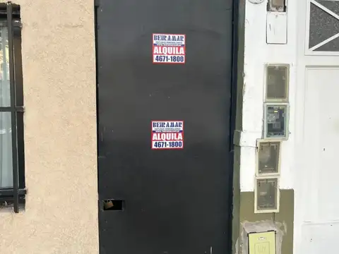 Pequeño Galpon de 60 m² Ideal Para Deposito.