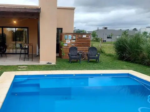 Casa en Alquiler de 3 dormitorios