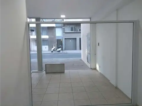 Local en Venta Via Pública