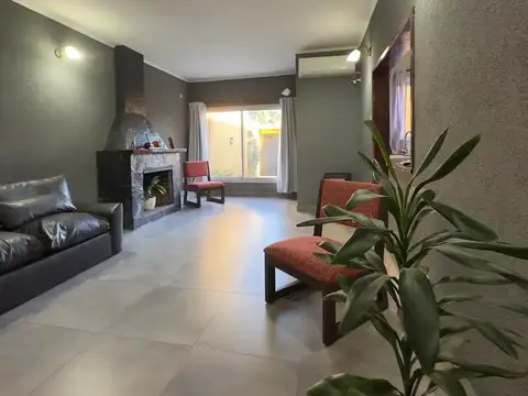 CASA EN VENTA PILAR CENTRO