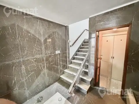 Depto Tipo Casa en Venta de 7 ambientes