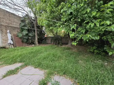 Pedernera 2300, E/ El Resero y Paraná