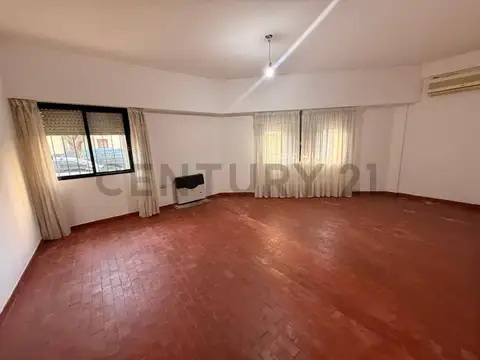 Departamento en Alquiler de 3 dormitorios