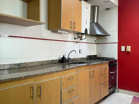 Depto Tipo Casa en Venta en Caballito, USD 120.000
