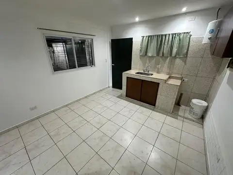 Monoambiente en planta baja en alquiler