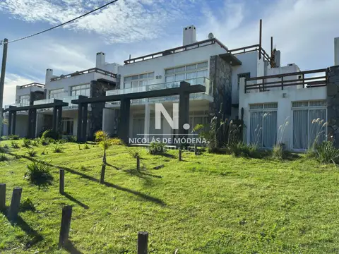 Alquiler apartamento de 3 dormitorios en Manantiales