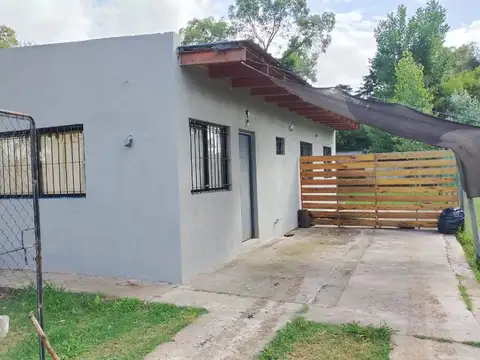 VENTA CASA 3 AMBIENTES-ALEJANDRO KORN-CON COCHERA