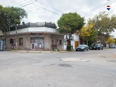 VENTA CASA 3 UNIDADES EN BLOCK CON LOCAL Y GARAGE