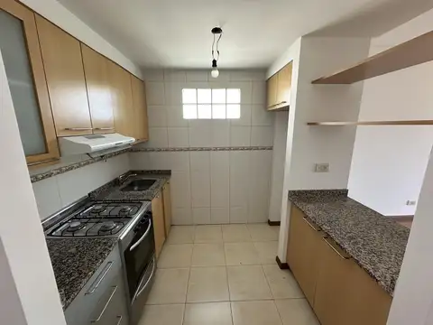 Departamento en Alquiler con 1 cocheras