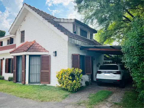 Avenida Eva Perón 8400