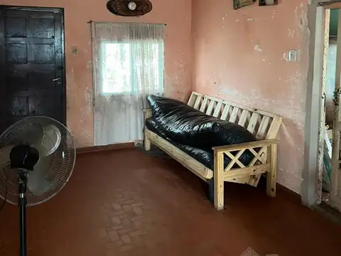 Av. Coronel Ramon Falcon al 2300