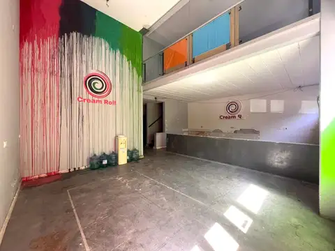 Espectacular Lote con local construido en Las Cañitas!